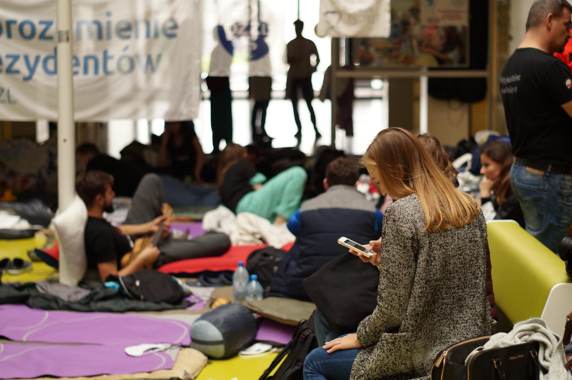 Protest medyków A.D. 2017. Szczegółowa relacja z głodówki dzień po dniu...